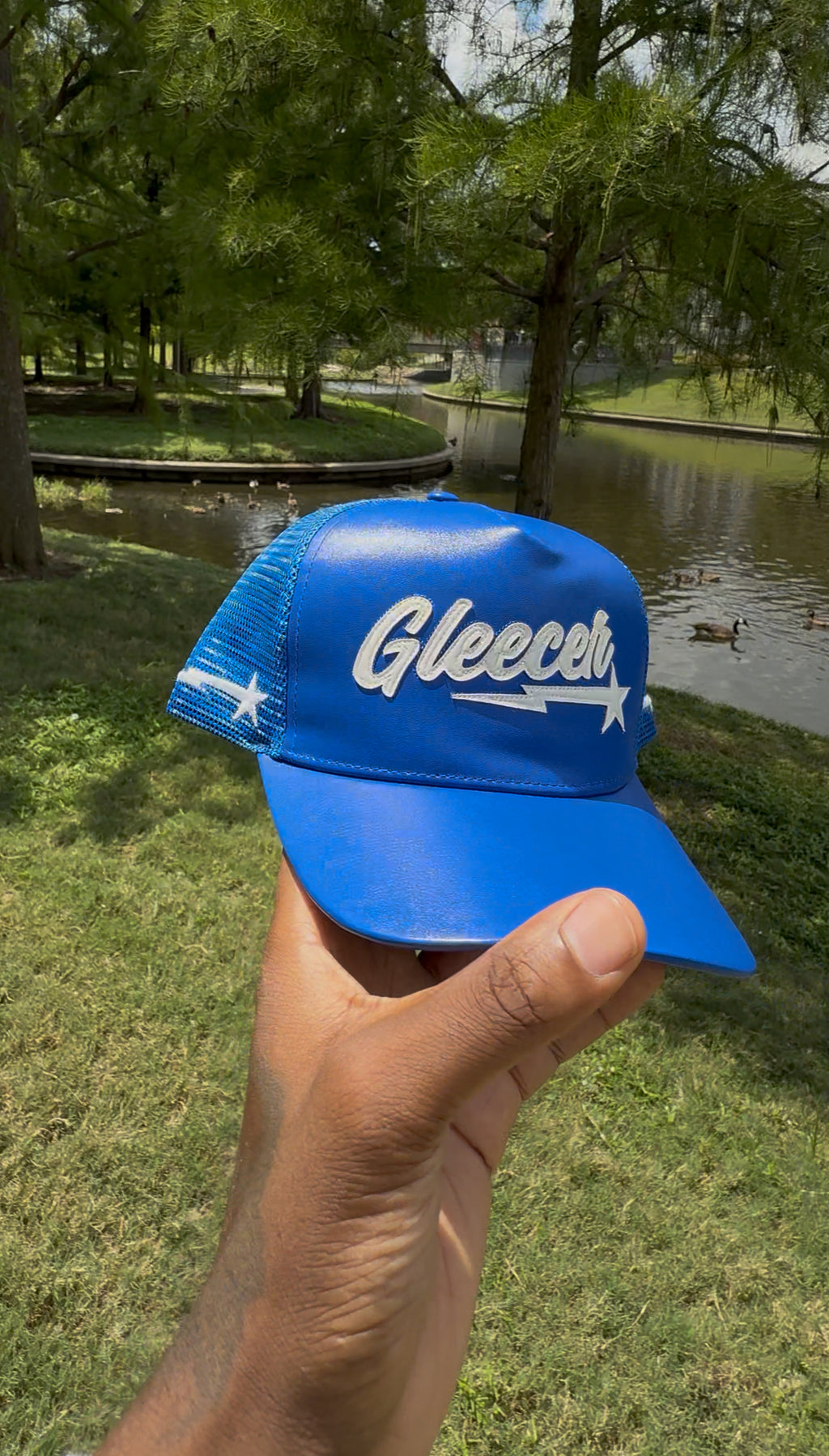 Gleecer Trucker Hat