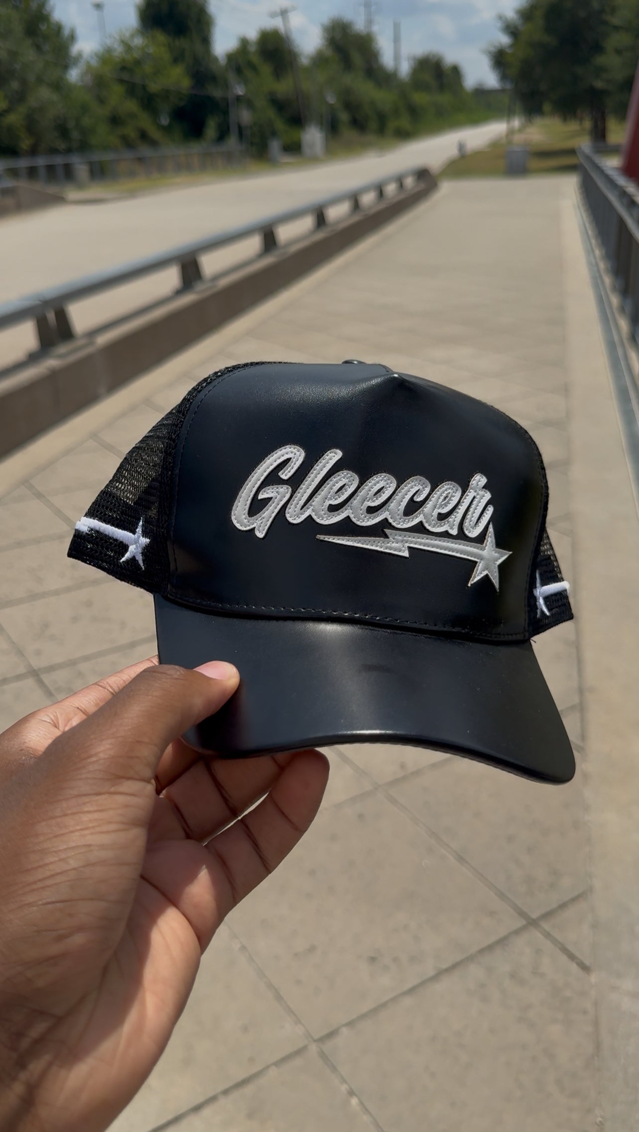 Gleecer Trucker Hat