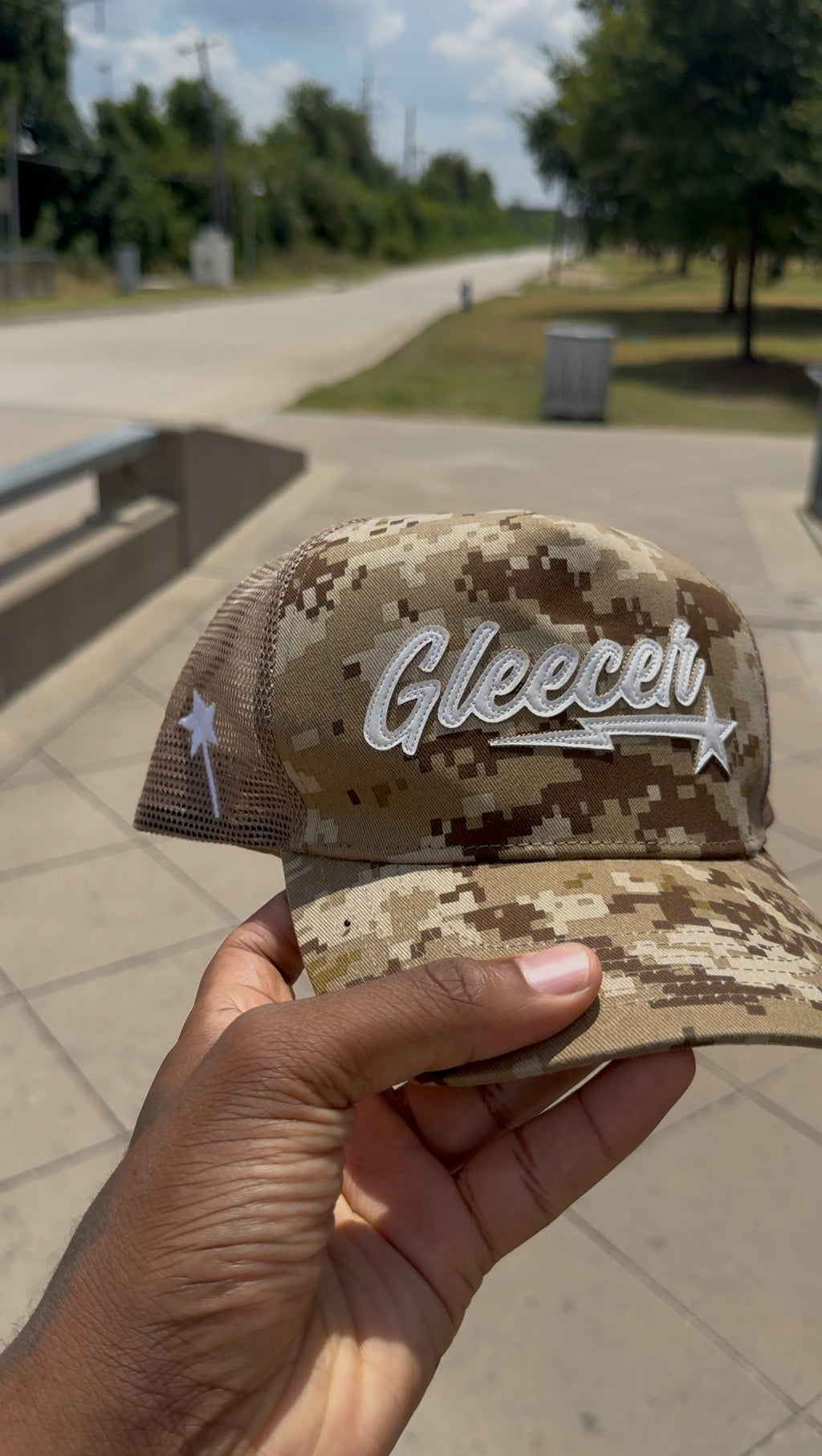 Gleecer Trucker Hat