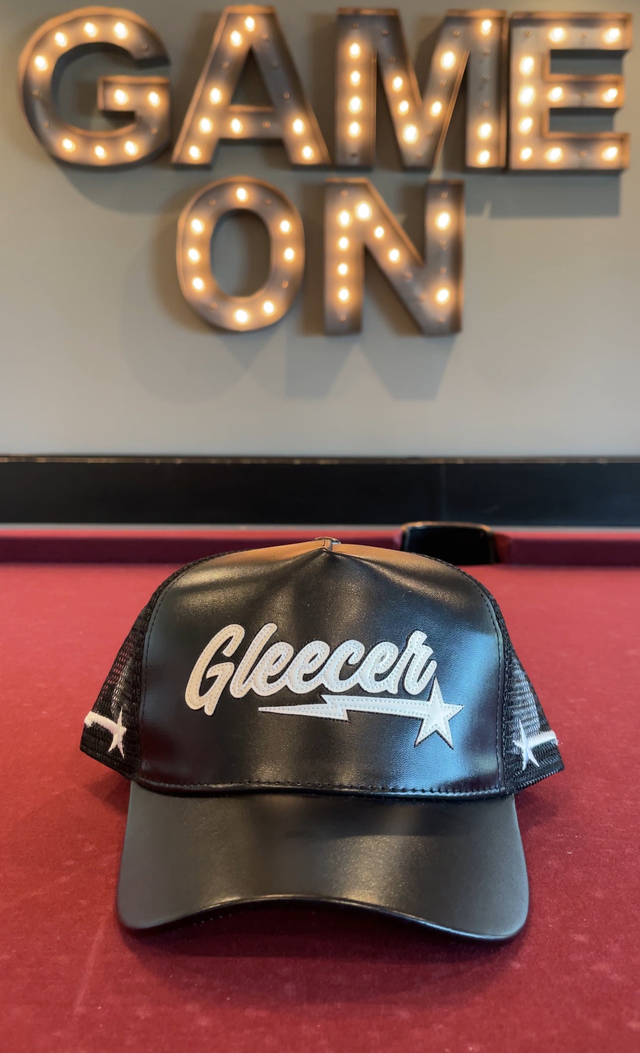 Gleecer Trucker Hat